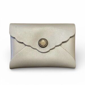 PORTLAND LEATHER Mini Daisy Wallet Pearl